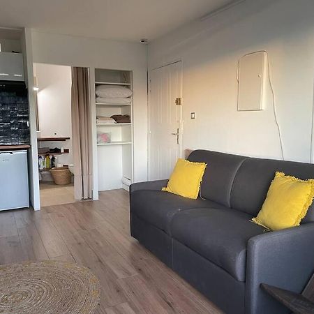Tropical Vibes Apartment แซ็งต์-จีลส์-เลส์-แบ็งส์ ภายนอก รูปภาพ
