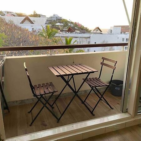 Tropical Vibes Apartment แซ็งต์-จีลส์-เลส์-แบ็งส์ ภายนอก รูปภาพ