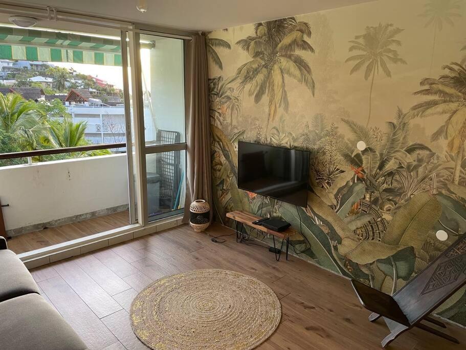 Tropical Vibes Apartment แซ็งต์-จีลส์-เลส์-แบ็งส์ ภายนอก รูปภาพ